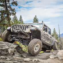 Load image into Gallery viewer, Synergy Jeep Gladiator JT 3 &amp; 4 Inch Stage 3 Suspension System
